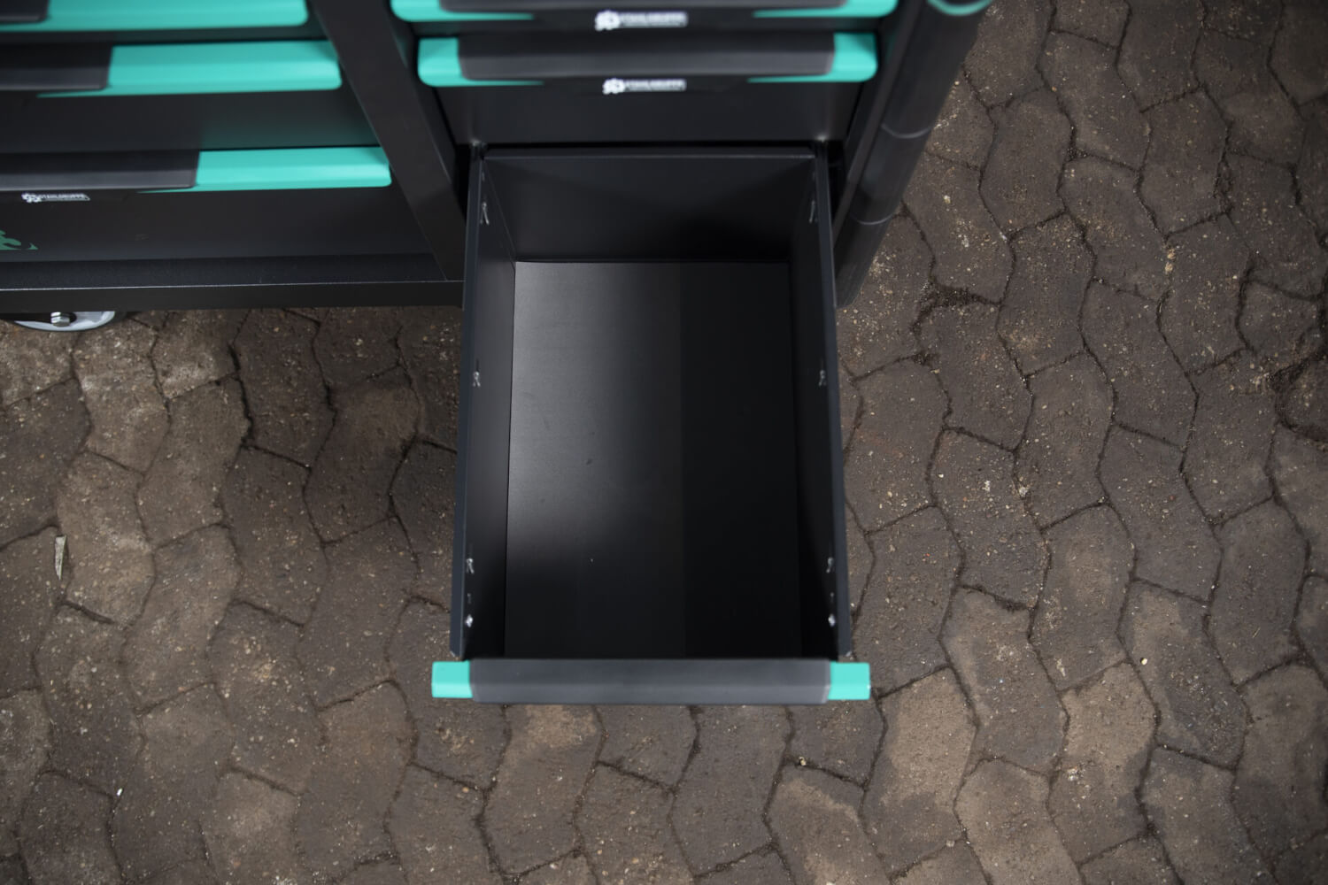 Gereedschapswagen - Stahlgruppe SG23