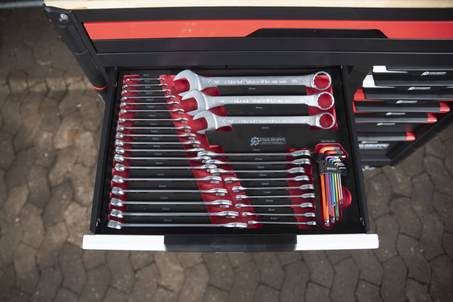 Gereedschapswagen - Stahlgruppe SG24