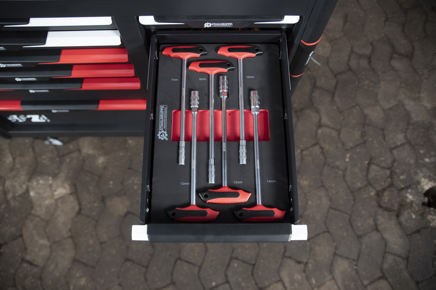 Gereedschapswagen - Stahlgruppe SG24