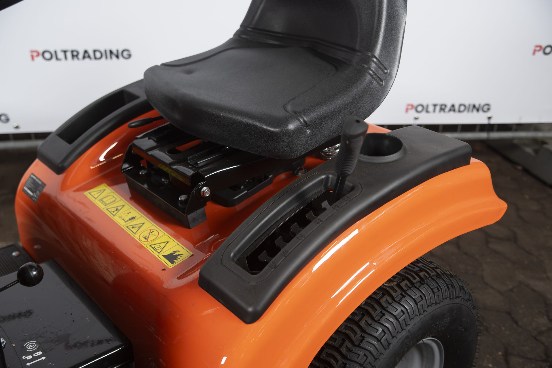 Benzine zitmaaier 19 PK - Daewoo DA1066HX