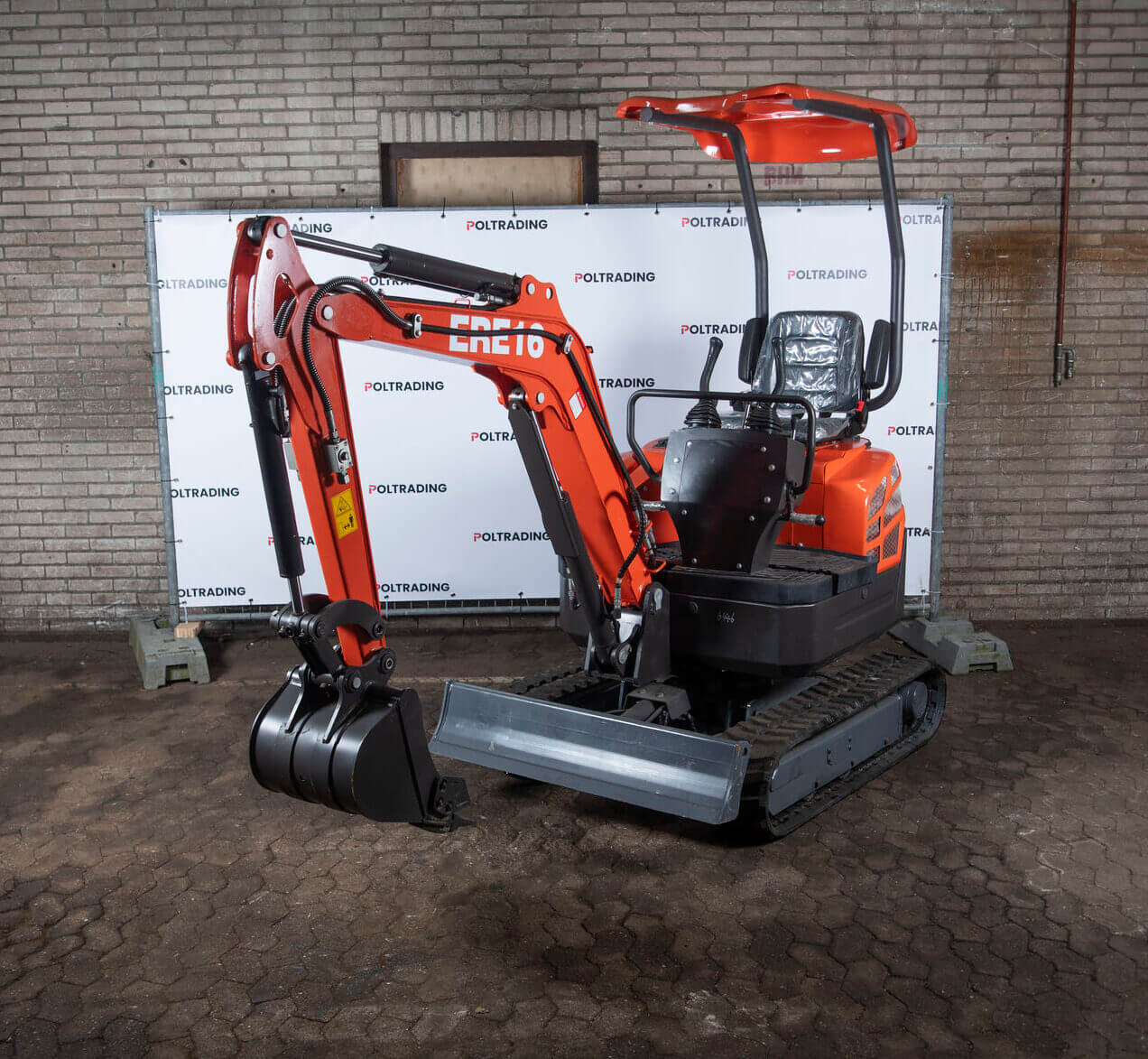 Rupsgraafmachine - Everun ERE16