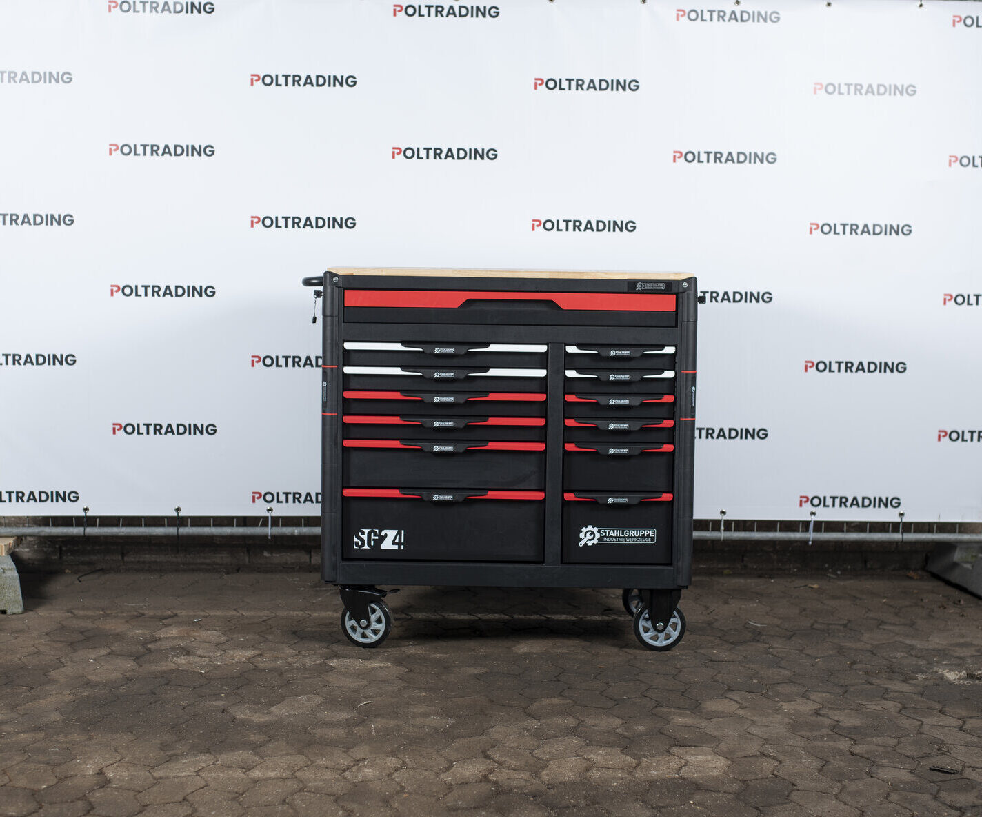 Gereedschapswagen - Stahlgruppe SG24